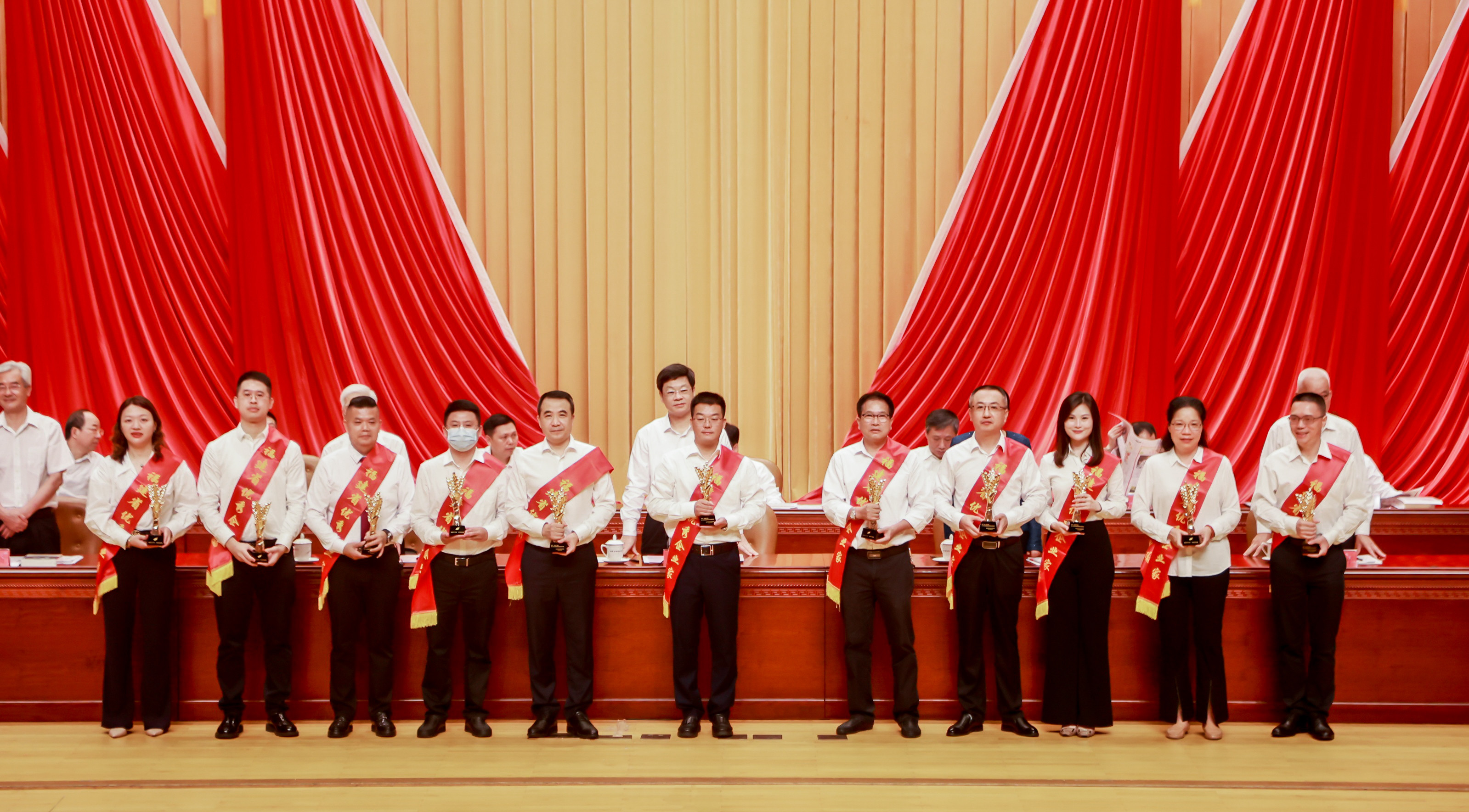 ���ɱ�ŷ��(ABG)�ٷ���վ